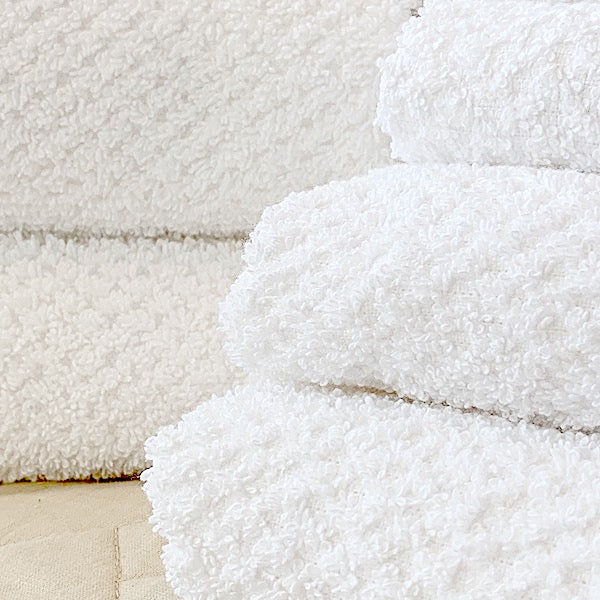 Hotel Quality Towels - Bathroom Towel Bundles for Airbnb